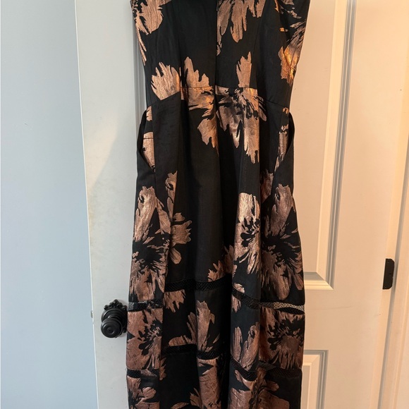 Nicole Miller Brand New Strapless Black and Copper Floral Dress - Picture 13 of 16